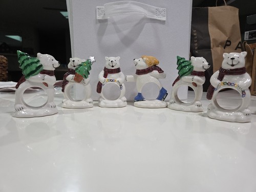 Pfaltzgraff Snow Village Napkin Rings Snow Bears Rare Set Of 6 (8 W/ Free Bonus) - Picture 1 of 8