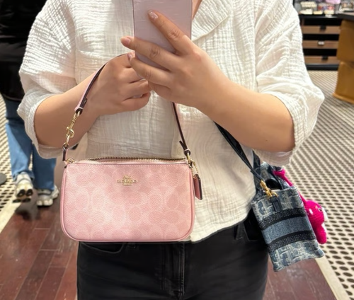 Lona Coach Nolita 19 Signature CW426/rosa en polvo nueva con etiquetas - Imagen 5 de 5