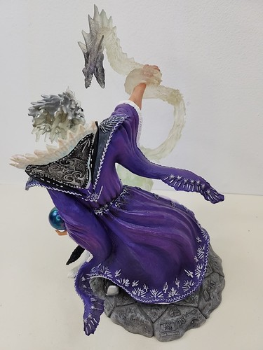 Enchantica Dragon Collectors Figurine -Vrorst winter wizard - Picture 14 of 14