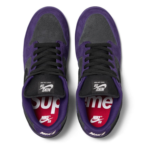 Supreme x Nike SB Dunk Low Purple - UK 10 - Brandneu