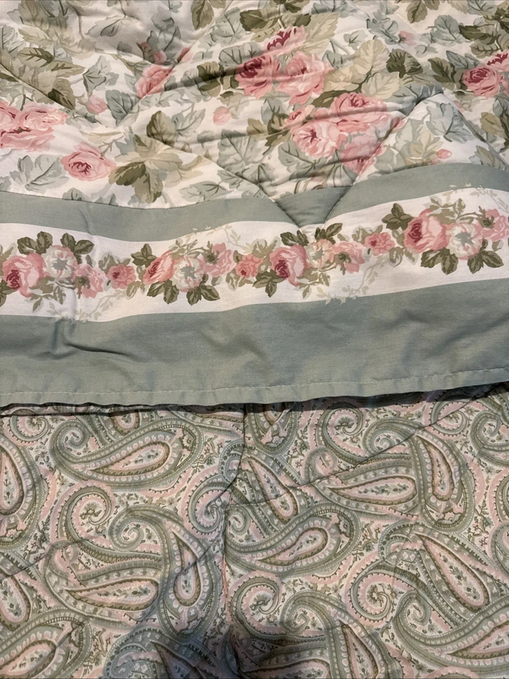 Juego de fundas edredón reversible cachemir reina rosa cabaña verde Laura Ashley de colección Foto 3 de 4