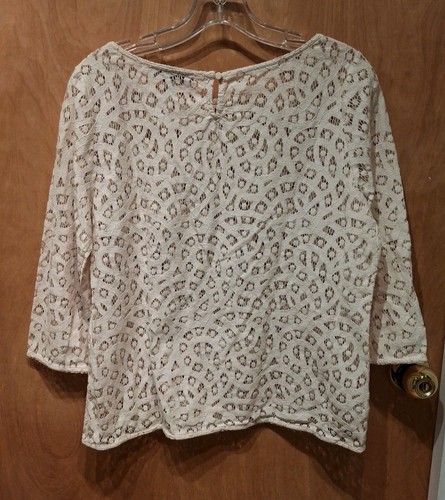 Loft M beige Spitzen Top Überbluse hinten geknöpft - Bild 3 von 4