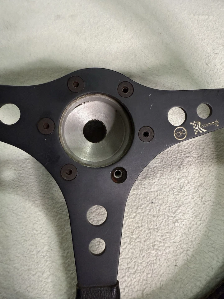 Volante Raid Racemark vintage 355 mm cuero negro y buje Porsche 914 72-76 Foto 2 de 4