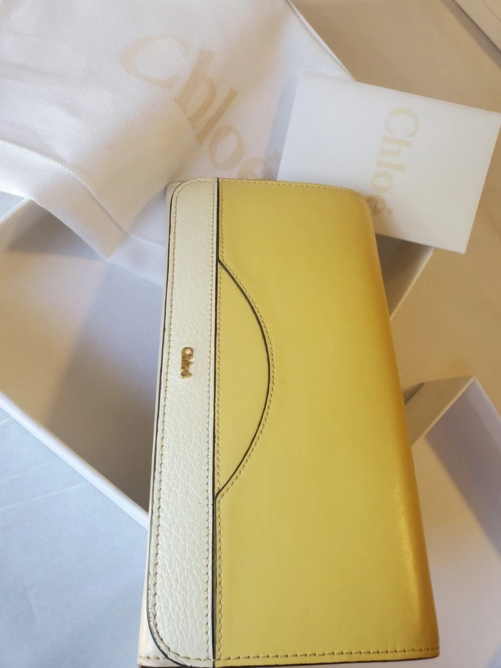 Cartera de cuero bicolor Chloe, tarjeta, caja, bolsa para el polvo y cadena sin marca con extensor Foto 2 de 4