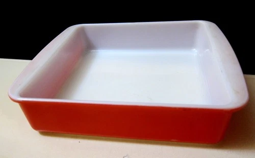 VINTAGE PYREX FLAMINGO PINK  #222 8" SQUARE CASSEROLE  BAKING DISH