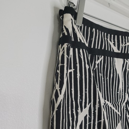 The Limited Pencil Skirt 2 White Black Straight Career Work Office Secretary - Picture 7 of 9
