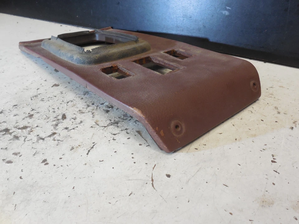 Cubierta de palanca de cambios consola central Mercedes Benz SLC SL R107 C107 1076830036 Foto 3 de 4