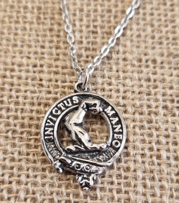 Art Pewter Silver Scottish Clan Crest Pendant & Chain Invictus Maneo