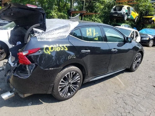 Passenger Side View Mirror Power With Turn Signal Fits 16-20 MAXIMA 4499279