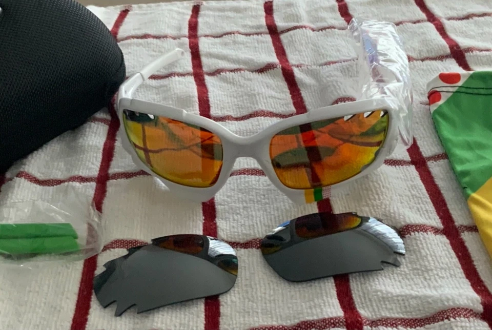 Oakley Tour de France racing jackets vented Polished White Red Iridium O09171-26 - Image 3 of 4