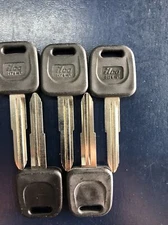 HY4P uncut key blanks for Hyundai. Pack of 5