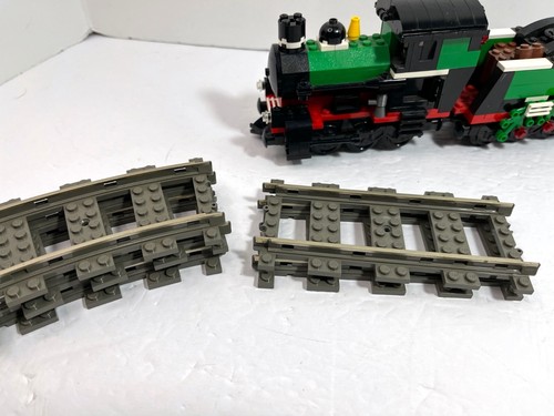 LEGO Train 9v: Locomotive and tender only from Holiday Train 10173 + 5 rails - Picture 3 of 8