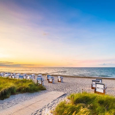 3 Tage Ostseeurlaub | Feels Beach Club inkl. Frühstück & Wohlfühlen für 2P DZ - Bild 1 von 4