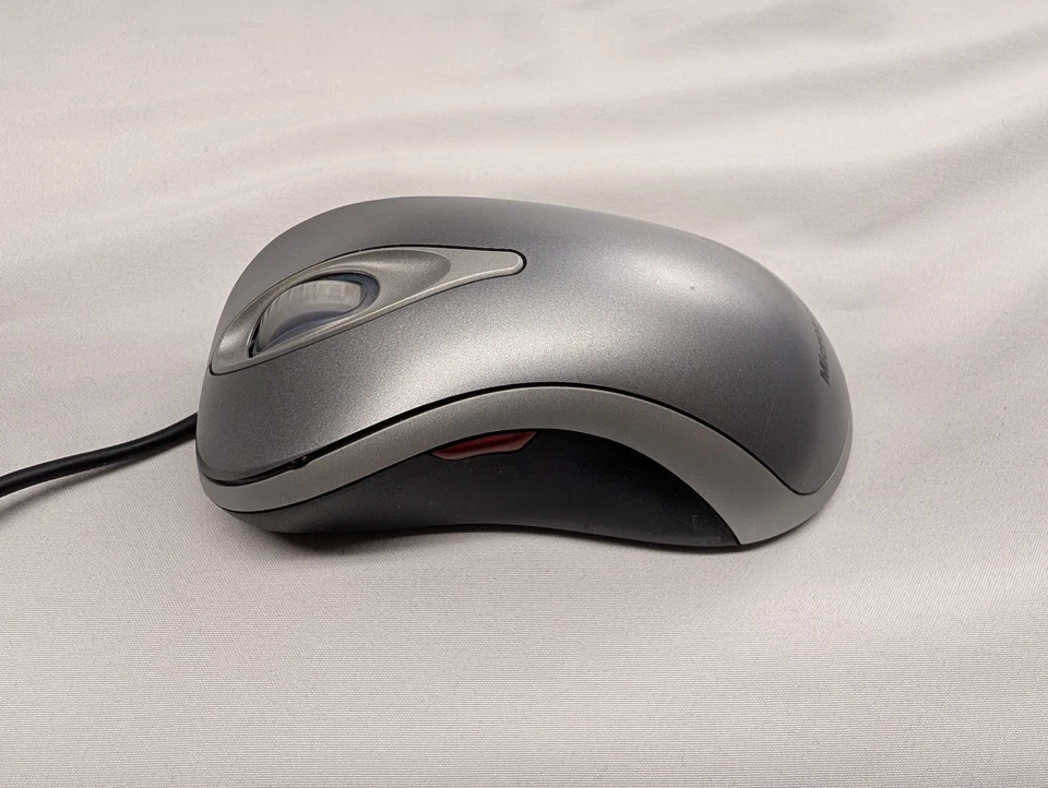 Microsoft Comfort Optical Mouse 3000 Gray Wired USB P/N X812481 Vintage Tested - Image 4 of 4