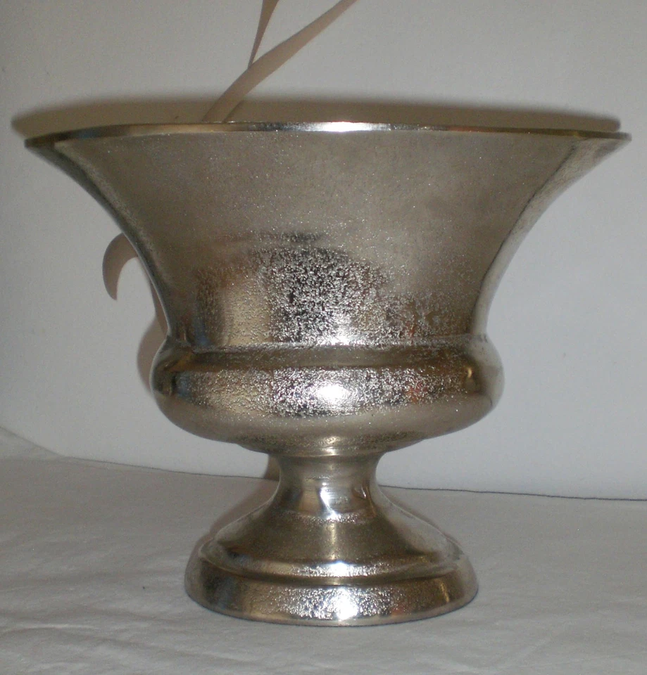 MICHAEL NOLL Große Aluminium Vase Schale Oval mit Standfuß Silber 30 x 23 cm