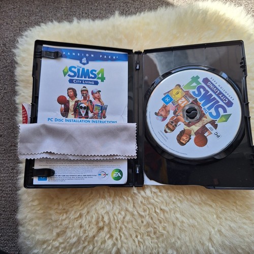 The Sims 4 City Living - PC / Mac Expansion Pack, New Video Game Unused Code! - Picture 7 of 12