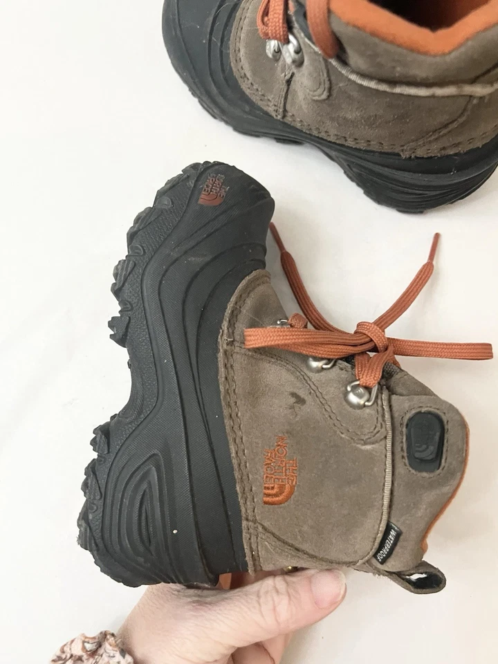 The North Face Youth Size 10 Chilkat Lace II Winter Boots Tan Orange Snow Hiking - Image 3 of 4