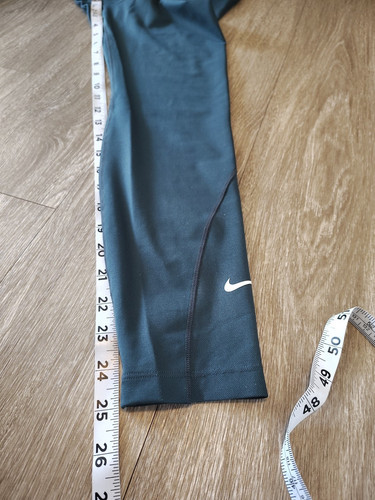 Women’s Nike One Training Leggings Woman's Small 7/8 Length Green Tight Fit - Picture 10 of 13