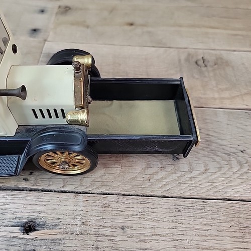 VTG Model T or A Die Cast Car With Hidden Secret Compartment For Storage - Picture 6 of 10