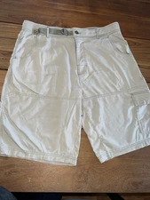 Gerry Trail Shorts Mens Size 36 Adventures On The GO Adult Shorts Outdoor KhakiE