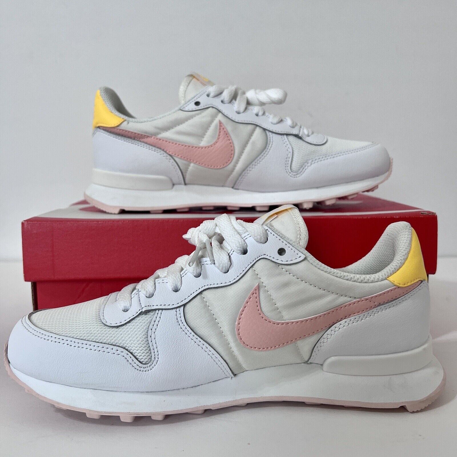 opschorten Woord Giotto Dibondon Nike Internationalist Women&#039;s Running Shoes DM3076-100 Size 6.5 White  | eBay