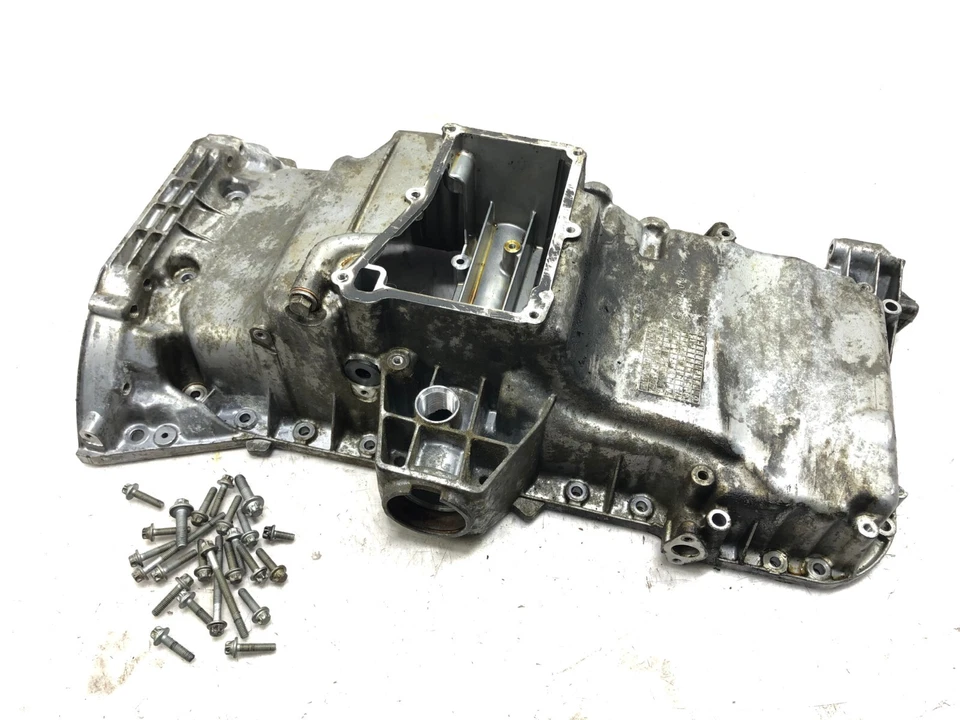 Mercedes-Benz CLS550 2012-2017 4,6 L cárter de aceite del motor OEM 63 k. Foto 2 de 4