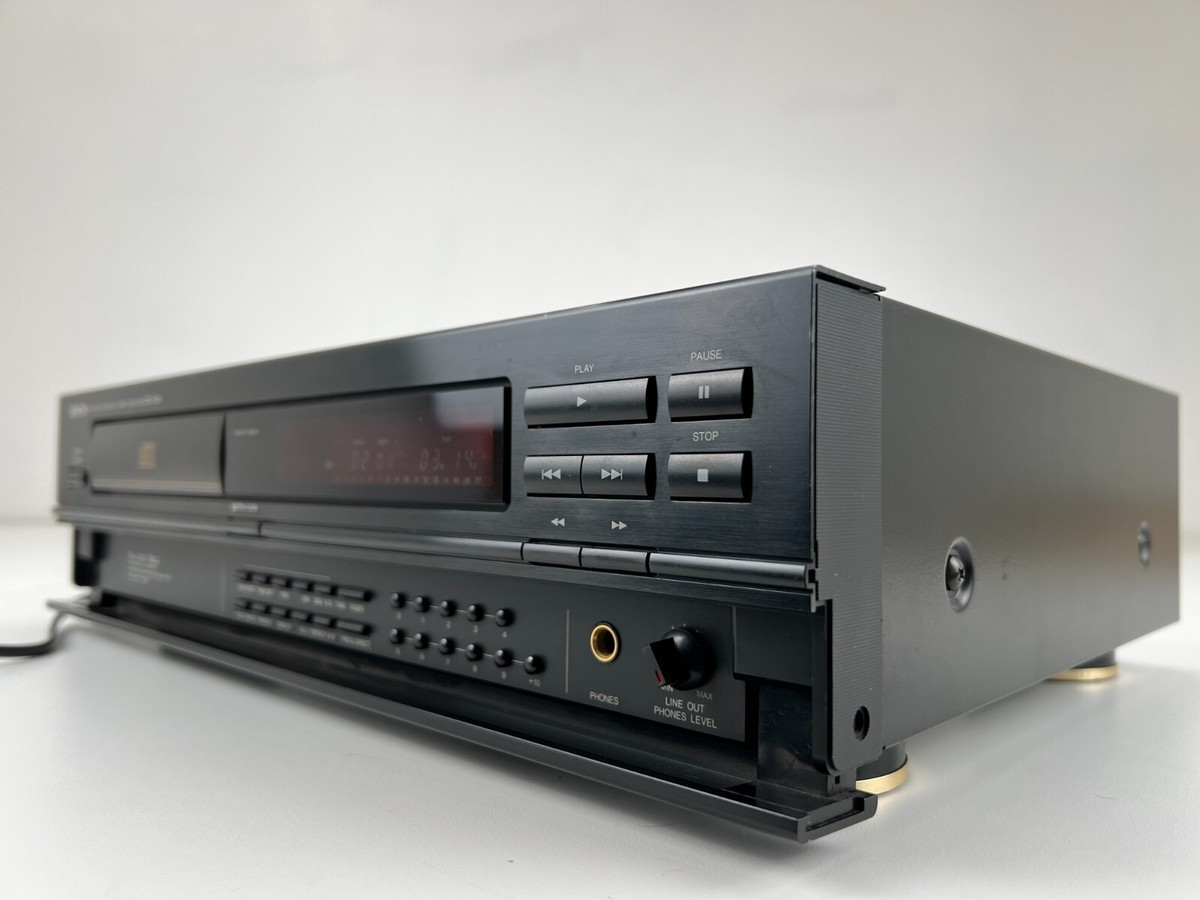 DENONのCD/MD playerです。 s-l400.jpg