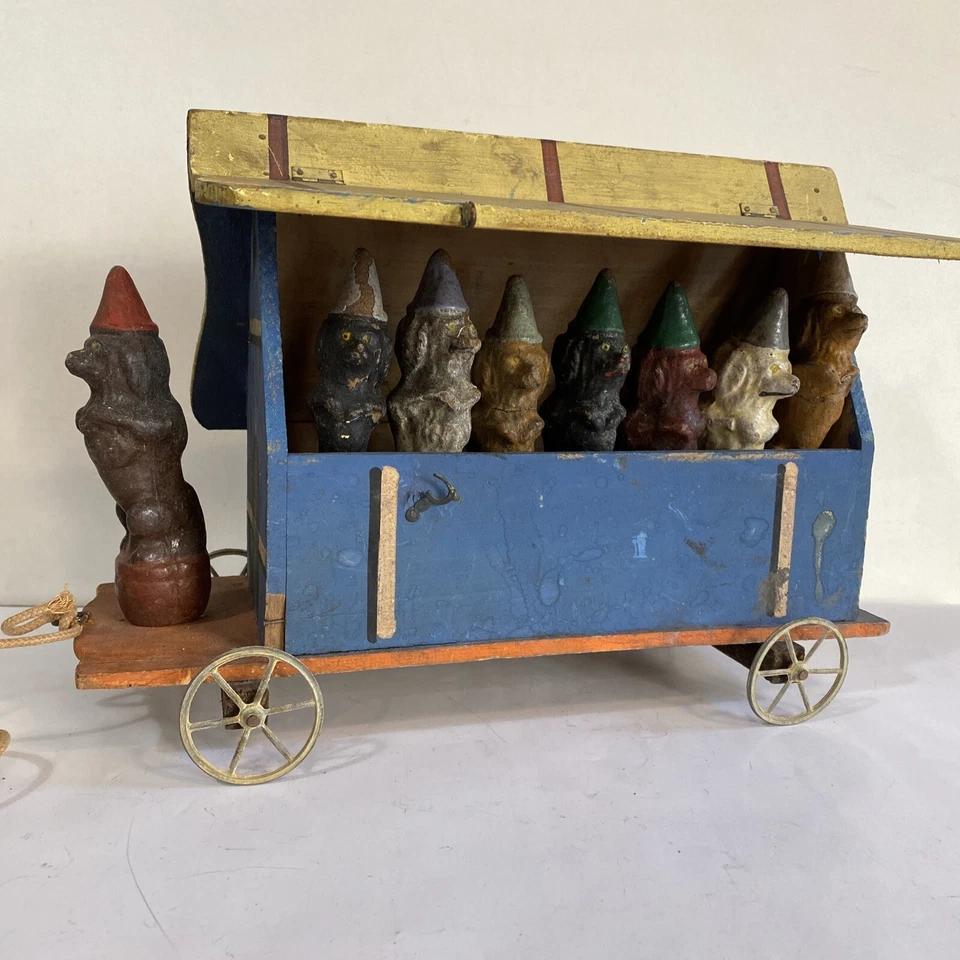 Quilles anciennes Chiens Niche A Tirer Bois composition caniche - Photo 2/4