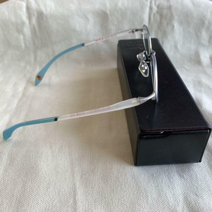 Picture 4 of 5