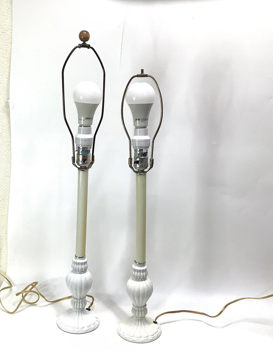 Set of 2 Vintage Alsy Lighting Desk Table Lamps Accent White Metal Bottom Round