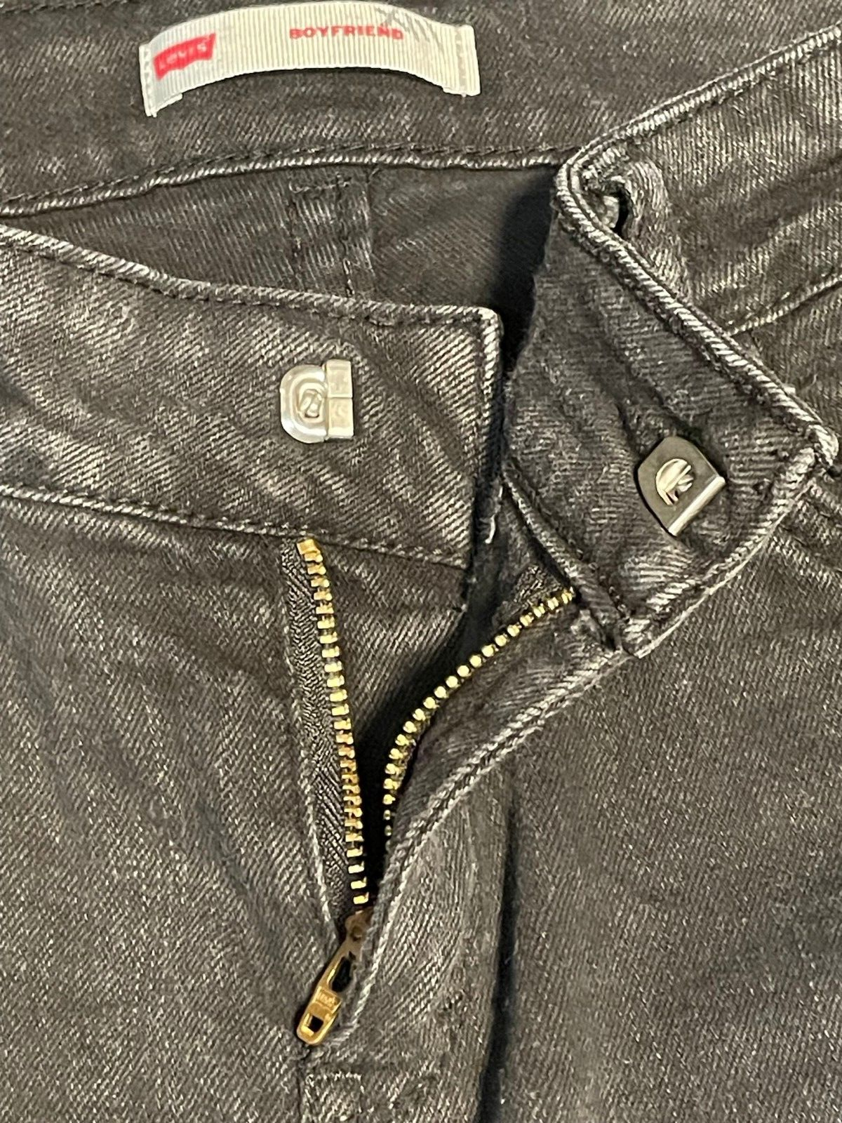 Picture 6 of 12