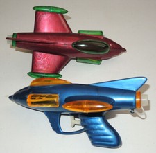 RARE 2 Vtg 1960s TS Hong Kong Hard Plastic Space Ship Squirt Guns Water Toy