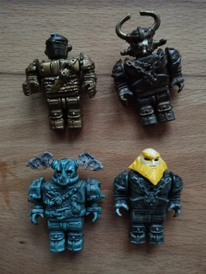 Mega Bloks Dragons Ritter Figuren 4er Pack Vintage Krystal Wars Sammlung  - Bild 1 von 2