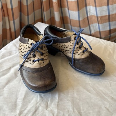 John Fluevog Hopes Promise Oxford Women display picture 3