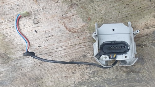 BMW E46 Halter Steuergerät Xenon-Licht Scheinwerfer 1301329264 63126901481