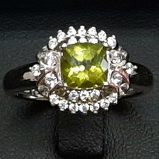 World Class 1.70ctw Peridot  White Sapphire 925 Sterling Silver Ring Size 9