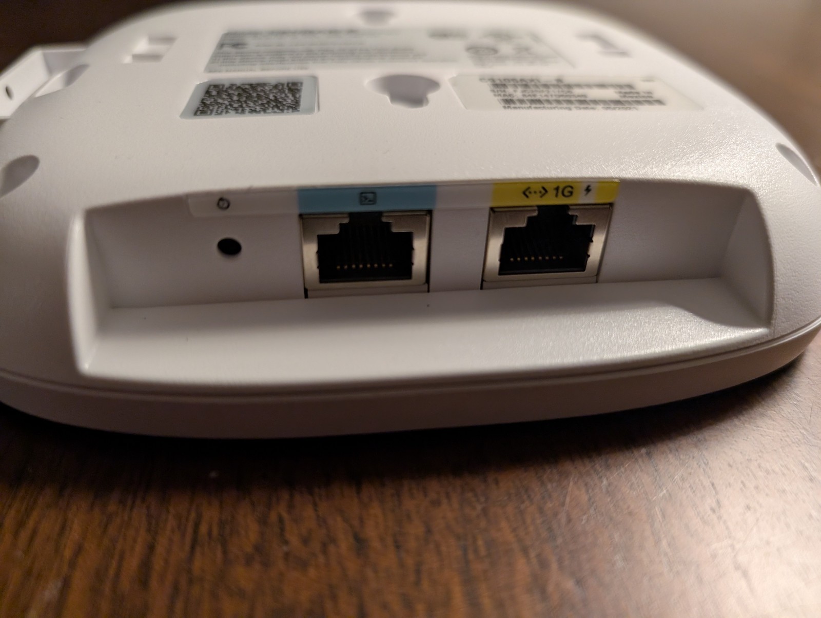 Cisco C9105AXI-B Wireless Internet Access Point. Available Now for $47.99