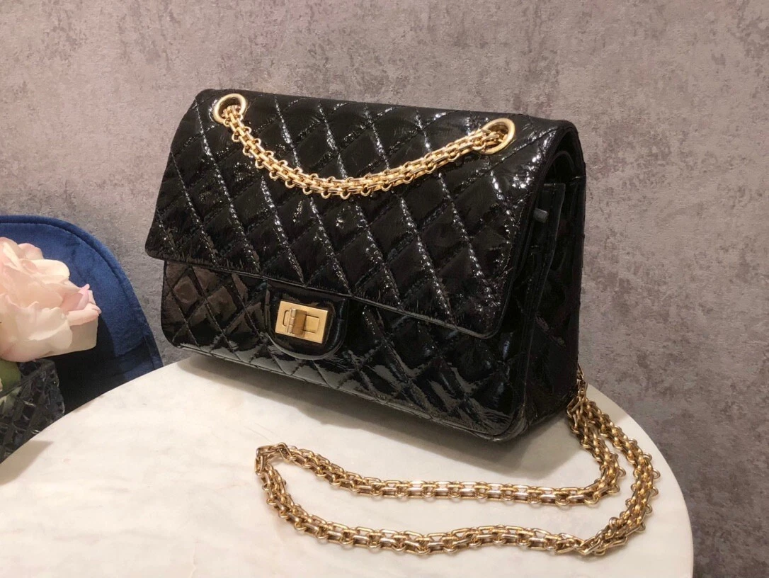 AUTH CHANEL 2.55 225 REISSUE BLACK PATENT LEATHER FLAP BAG GOLD HW 8800+  usd