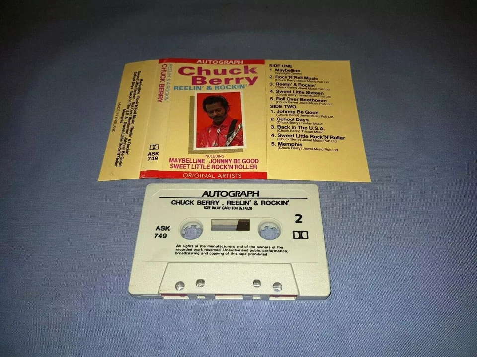 CHUCK BERRY REELIN & ROCKIN CASSETTE TAPE ALBUM - Image 2 of 2