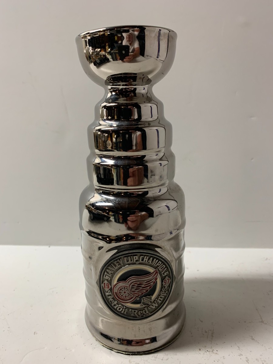 Detroit Red Wings 1997 Stanley Cup Champions 8