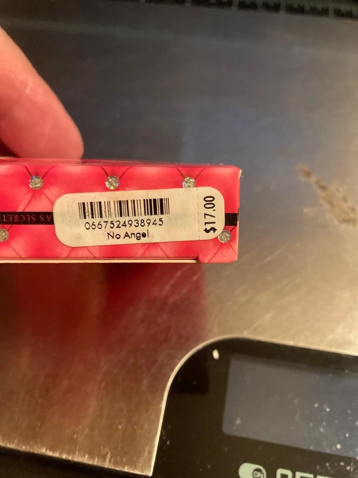 Victoria's Secret Radiant Eye Shadow Quad - No Angel - New-RARE FIND $18 RETAIL - Image 2 of 3