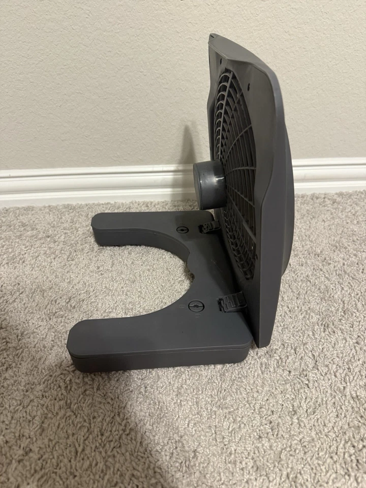 Портативный вентилятор O2 COOL FD10002A - 10 дюймов на батарейках - Изображение 3 из 4