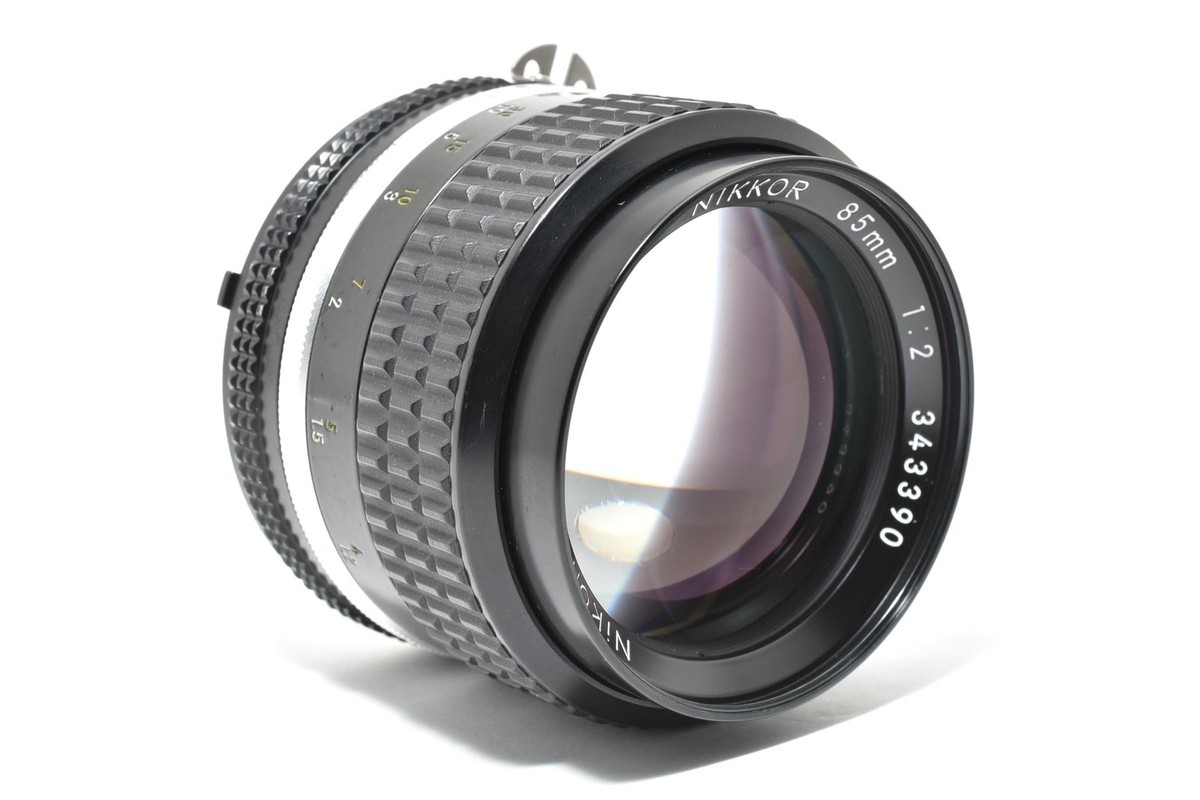 ニコン NIKON Ai-s Nikkor 85mm f/2 2660250 NIKON Ai-s Nikkor 85mm f/2 MF Portrait lens [Mint] from Japan