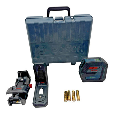 Bosch 100 ft. Green Laser Level Self Leveling GLL100-40G (OB)