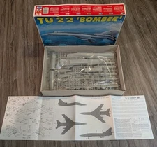 ESCI Ertl 9100 Russian TU 22 Bomber Model Plane Kit 1/72 Scale Unbuilt Kit & Box