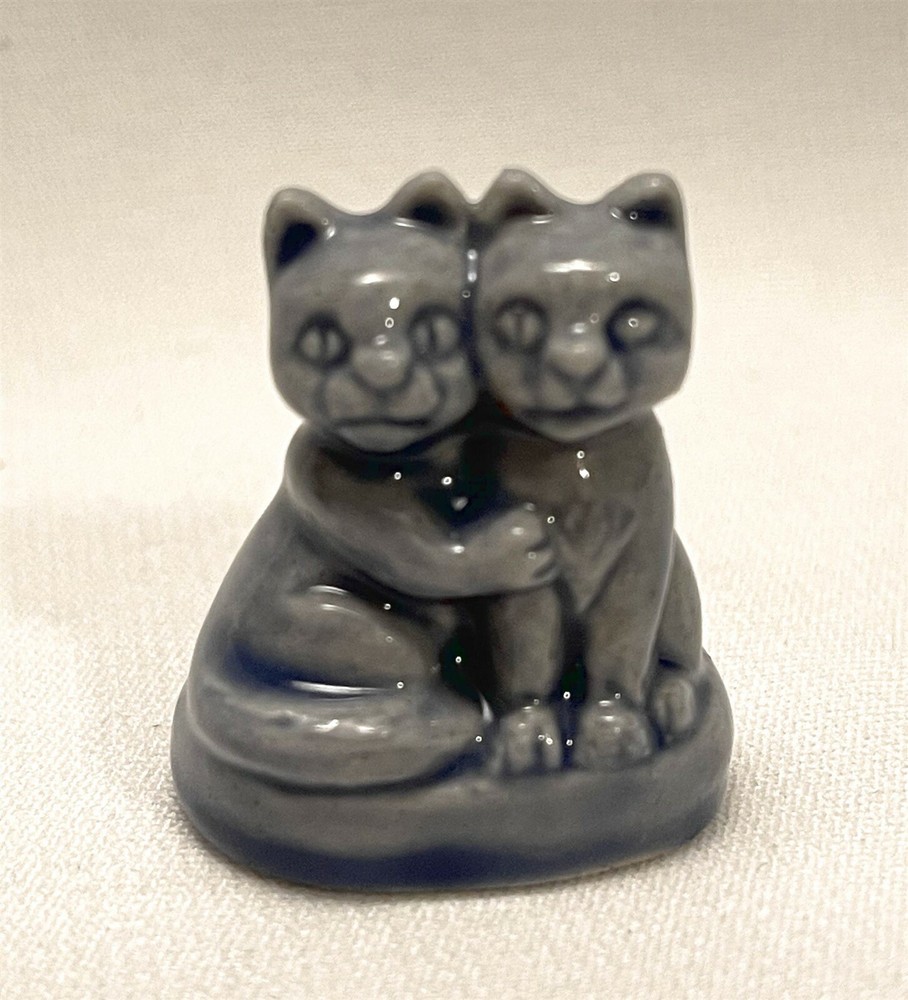 WADE RED ROSE TEA ENGLAND PET SHOP BLUE KITTENS SIAMESE if you Please CAT