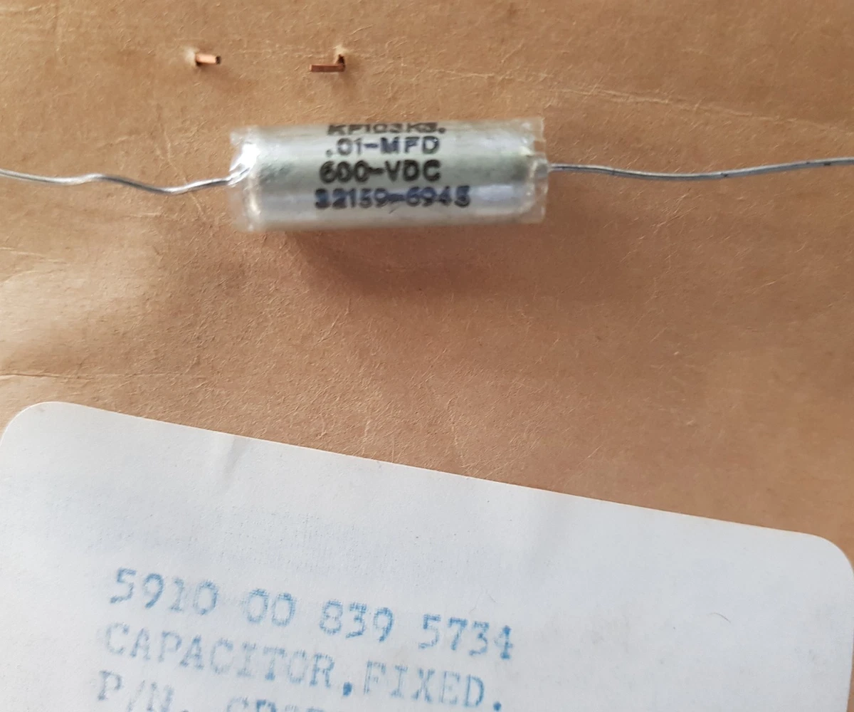Condensateur électrolytique Axial Philips 1.0uF 63V - Vintage, Haut De Gamme - Neuf (stock)
