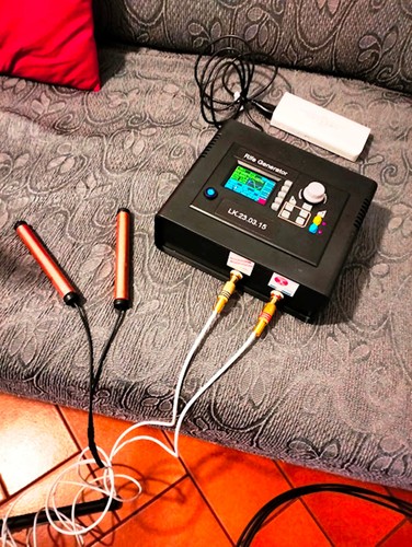NEW LK.23.03.15 PROFESSIONAL RIFE Machine 2 Channel coil Antenna 15.000.000,00Hz - Foto 6 di 10