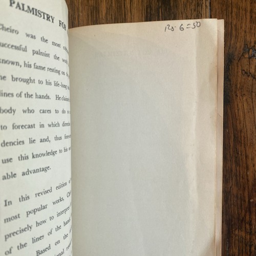 Cheiro’s Palmistry For All~Vintage Paperback Printed In India~Illustrated - Picture 7 of 12