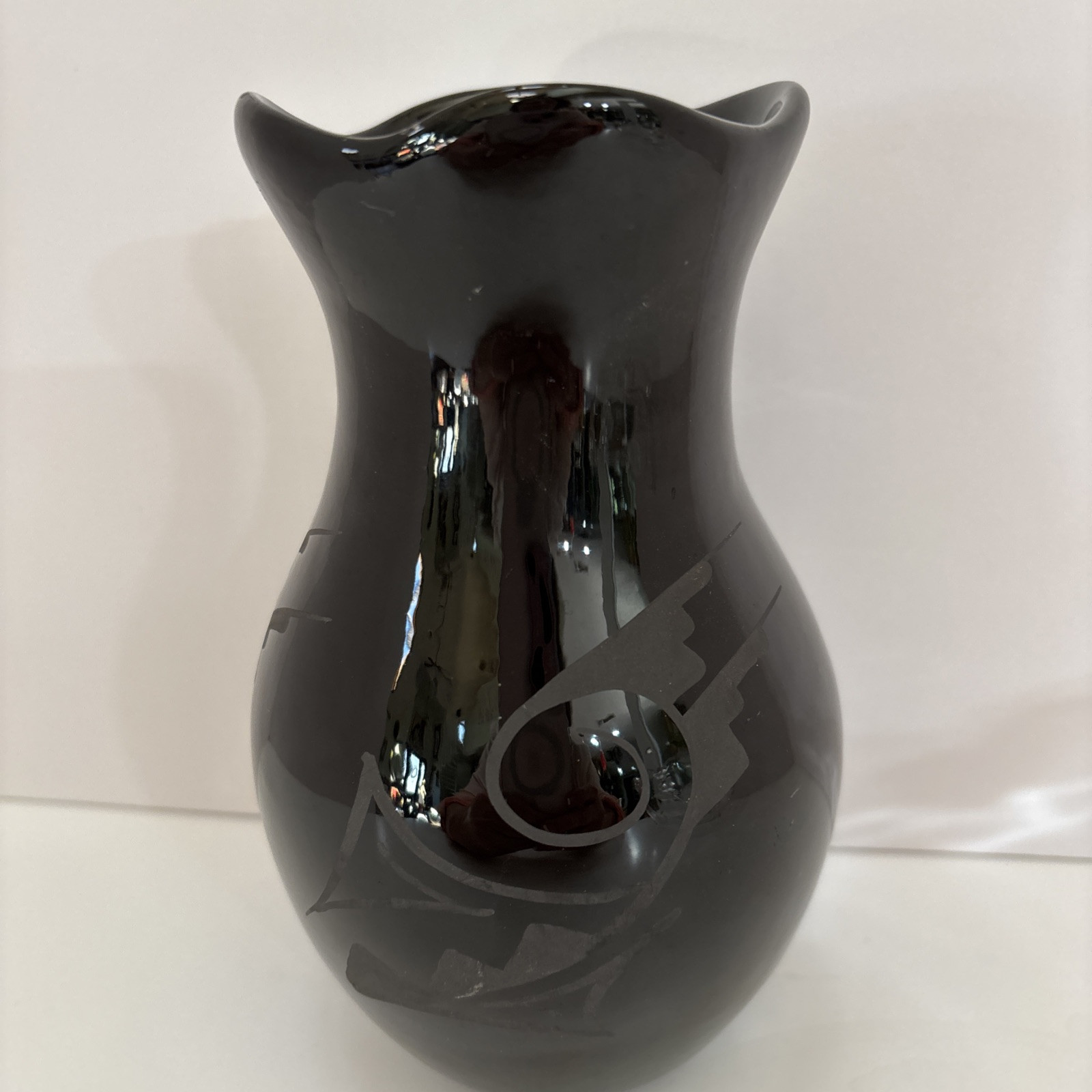 Julia Navajo Black Ceramic Vase Handmade Glossy with Etched Mat Design